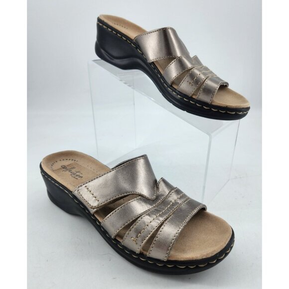 Clarks Women's 8M Lexi Sabrina Sandals Pewter Metallic Leather Slip On Wedge - Picture 1 of 10